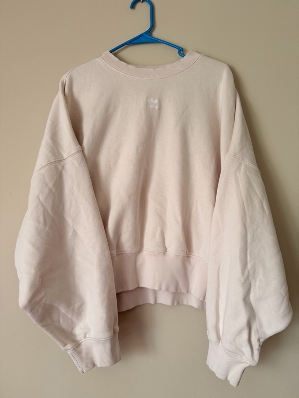 adidas Essentials Oversized Crewneck Sweatshirt